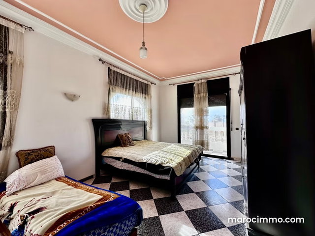 Renovation Opportunity: Seaside Villa with Ocean Views — 3