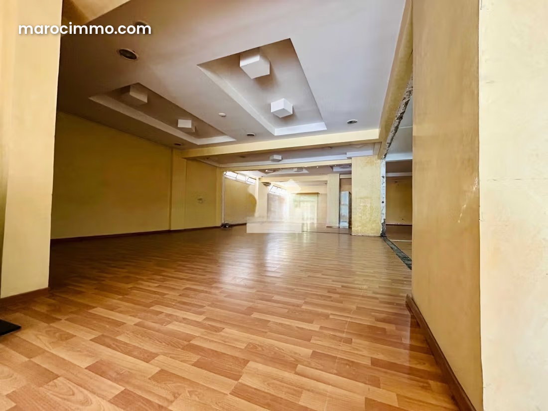 322 m² Commercial Space in Casablanca’s Hospitals District — Casablanca
