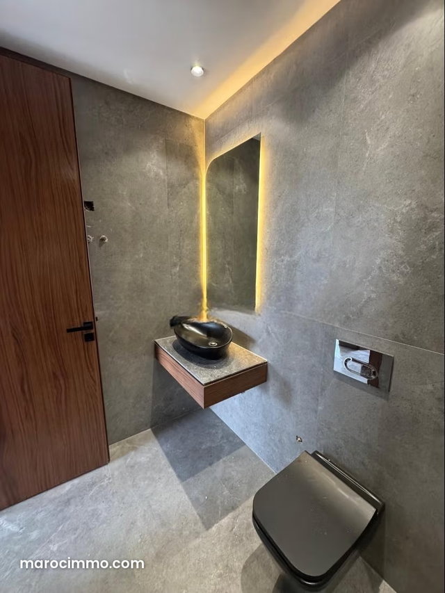 Premium Studio for Sale, Fully Furnished and a Must See — 3