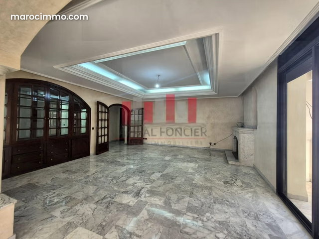 Appartement à l'achat à Anfa. Superficie 261 m². Ascenseur — 3