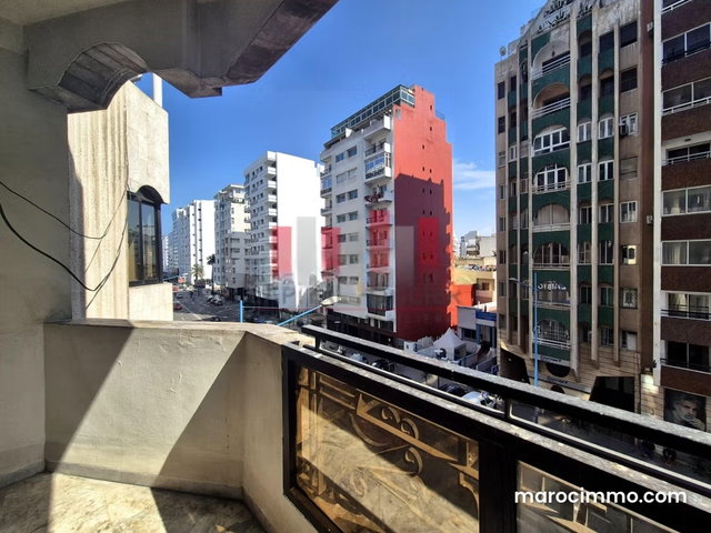 Appartement à l'achat à Anfa. Superficie 261 m². Ascenseur — 5