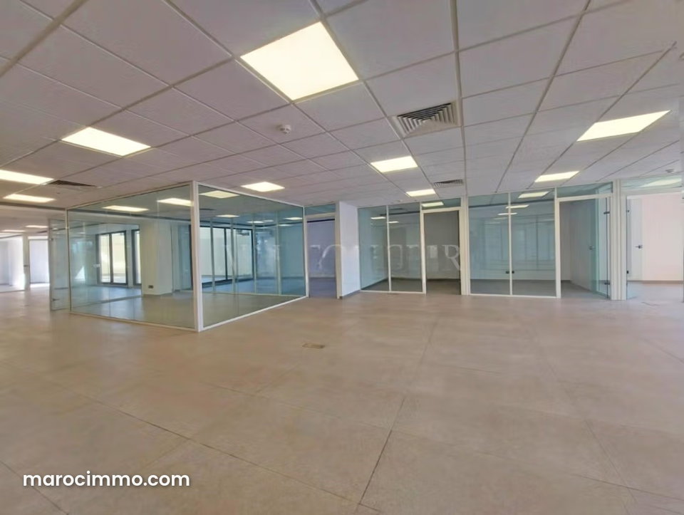 Location bureau haut standing 320m2 Quartier Oasis, Casablanca