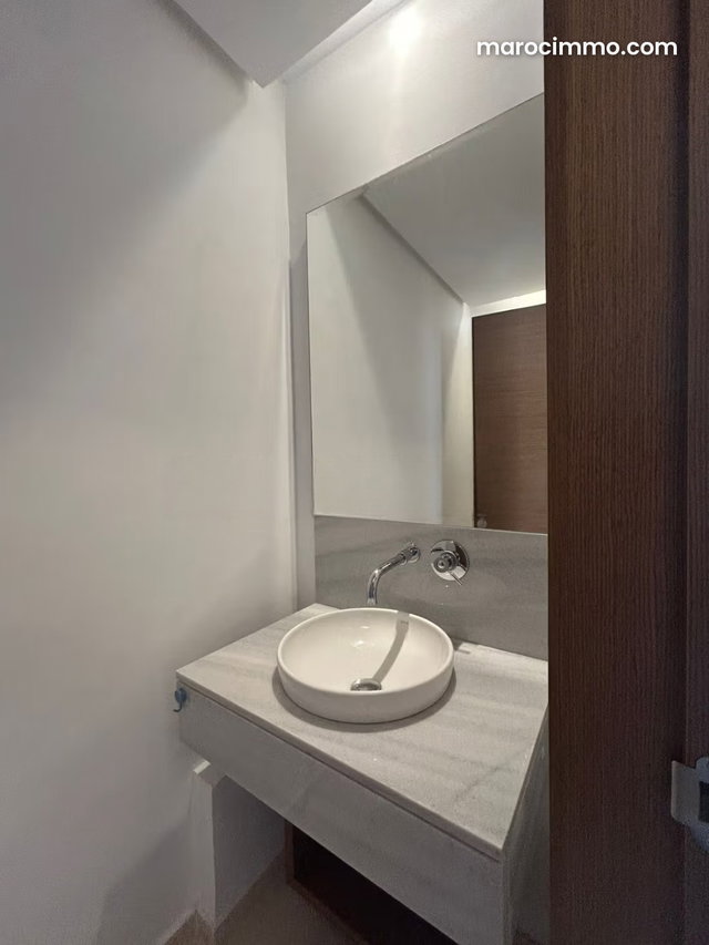 Appartement à louer en Haut Agdal. 2 pieces. Service de concierge et climatisation — 2