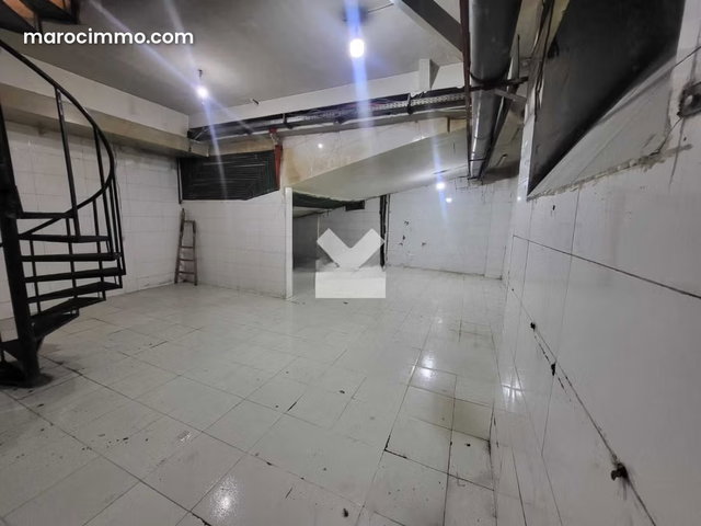Local commercial à Vendre de 89.0 m² à Casablanca, La Gironde — 3