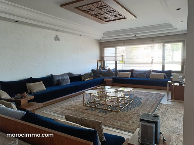 AFFAIRE A SAISIR. Appartement à vendre a racine Rue Ali Abderazak — 5
