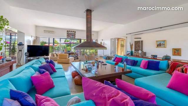 Villa loft sur 5000m² 5 chambres — 2