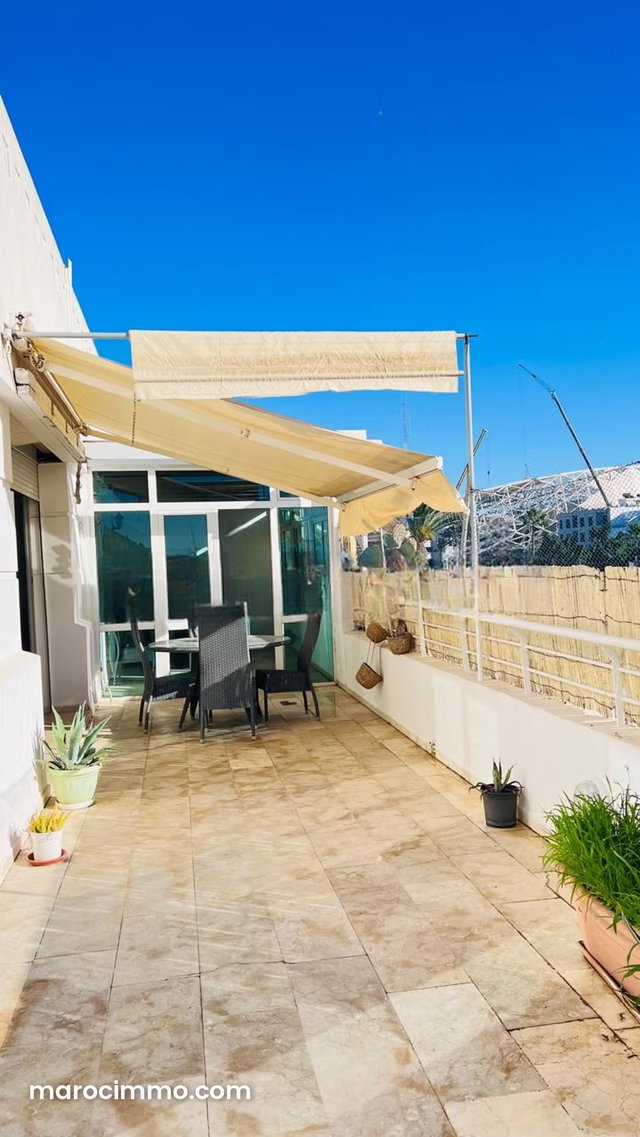Appartement semi meublé en location avec terrasse — 4