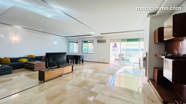 Appartement semi meublé en location avec terrasse — 3