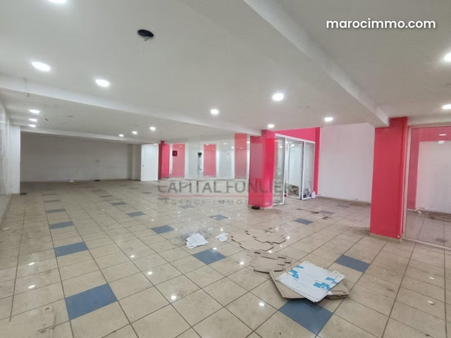 Magasin de 500m2 à la location en plein Bd Sidi Abderrahmane // CFC — 3