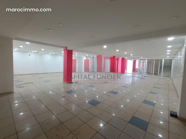 Magasin de 500m2 à la location en plein Bd Sidi Abderrahmane // CFC — 4
