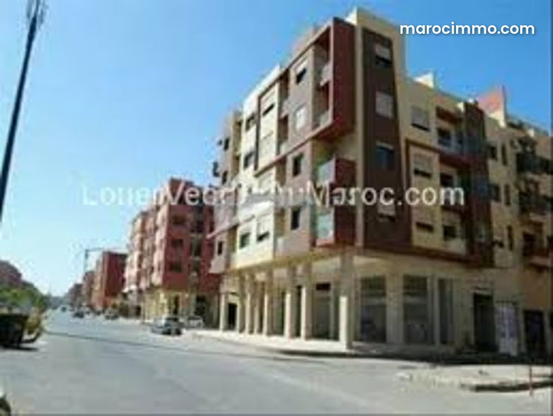 Commercial premises in Gueliz, Marrakech, with 53 m² mezzanine — Marrakesh