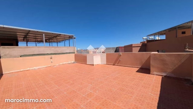 Villa à Vendre de 240.0 m² à Marrakech, Hay Al Massar — 3