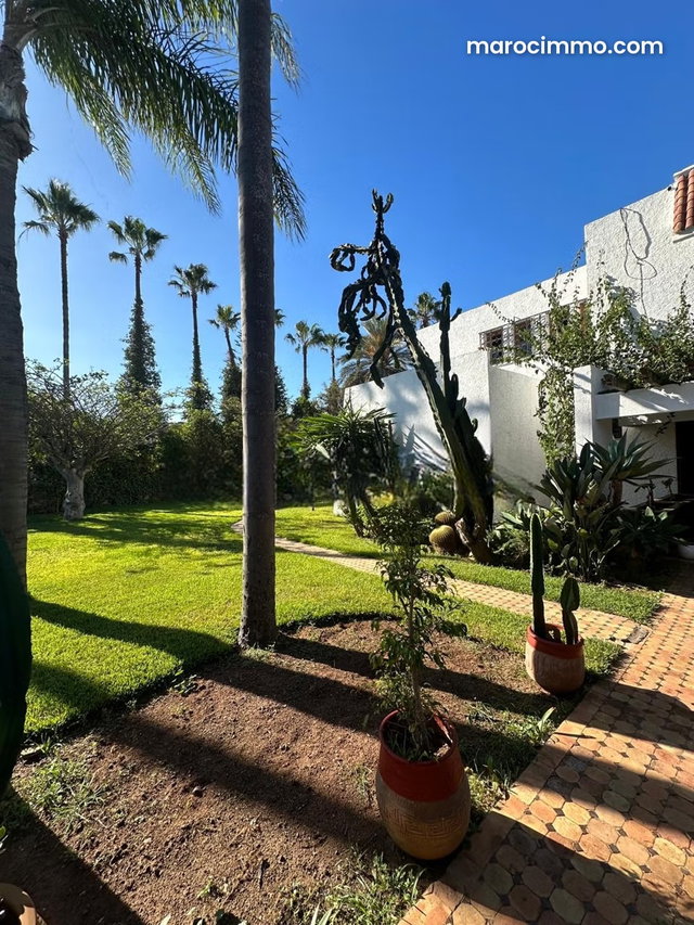 Villa à vendre à PARANFA Anfa Supérieur 1711m² — 3