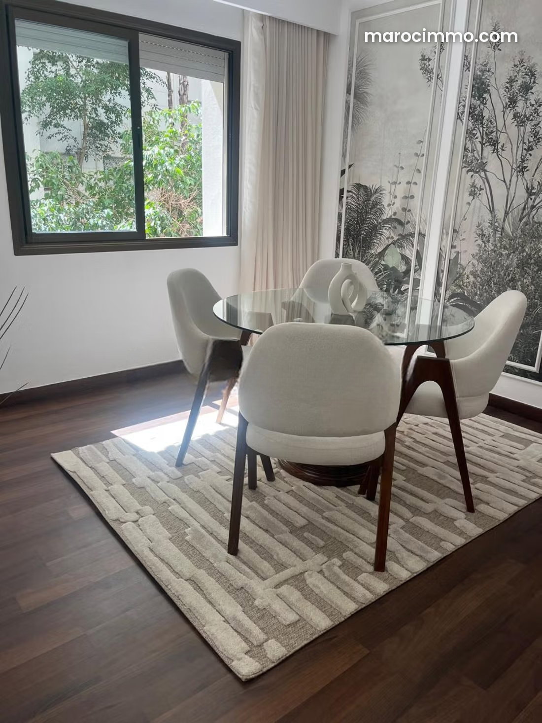 Furnished 120 m² Apartment, 2 Bedrooms, Racine, Casablanca — Casablanca