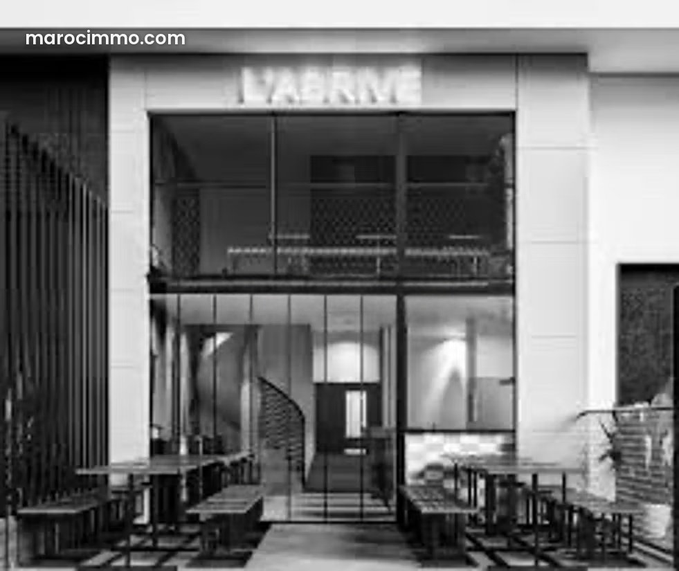 80 m² Commercial Property for Sale in the Heart of Gauthier, Casablanca — Casablanca