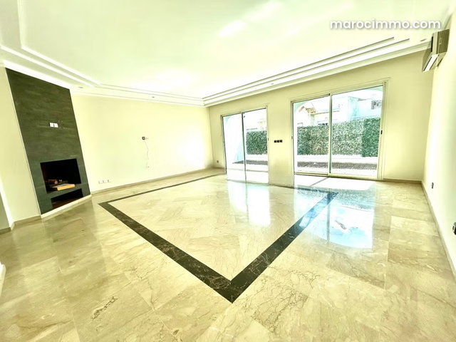 Superbe appartement traversant à louer — 2