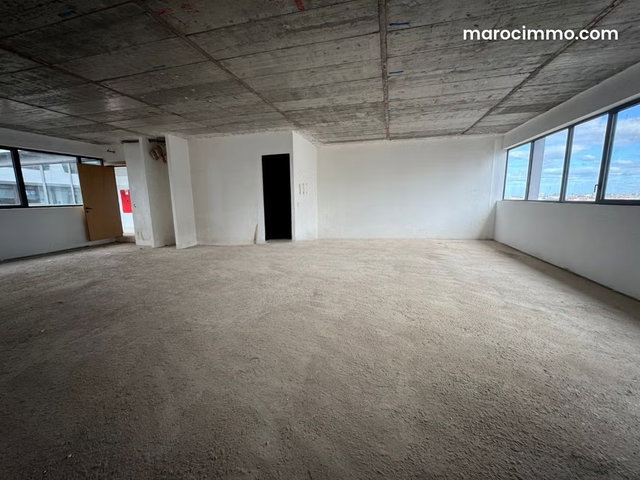 Bureau Neuf 365 M² En Location Sur CFC — 3