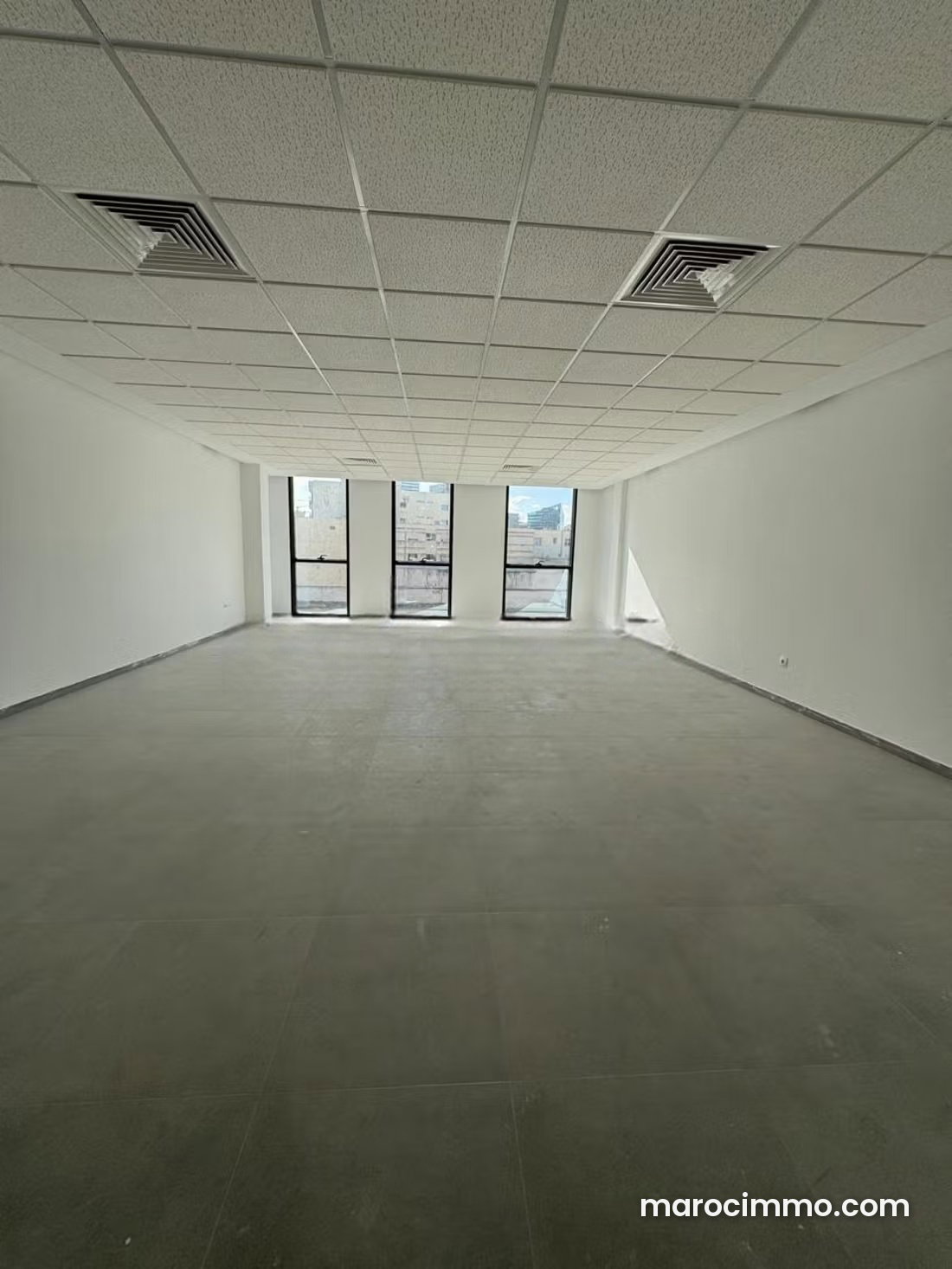 Bureau 1091 m² Casablanca Finance City, 2 étages, 14 parkings — Casablanca