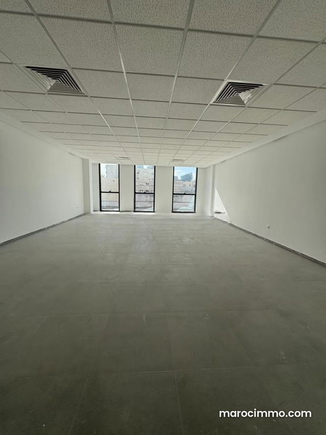 Bureau Prime Neuf 1091 M² Disponible Immédiatement — الدار البيضاء