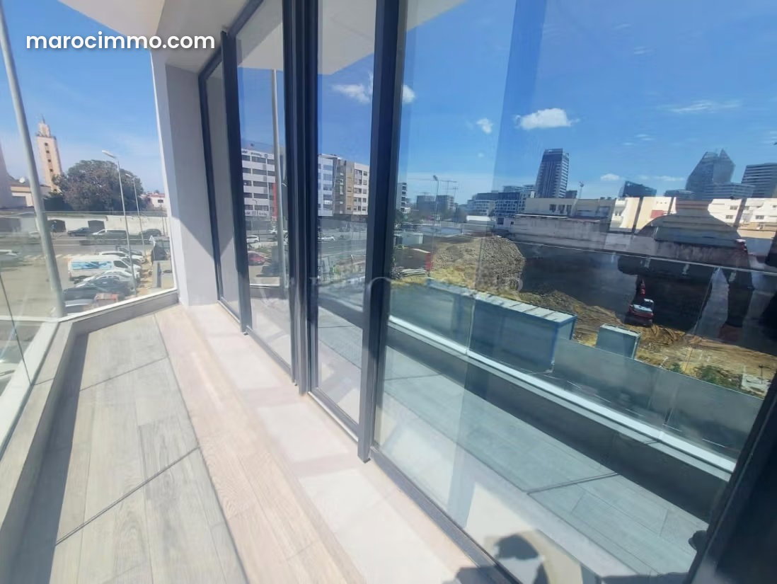 New 143 sqm office for rent in Maârif Extension, Casablanca — Casablanca