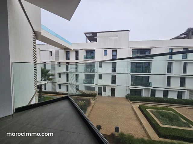 À louer: Appartement haut standing non meublé à Anfa Place, Ain Diab — الدار البيضاء
