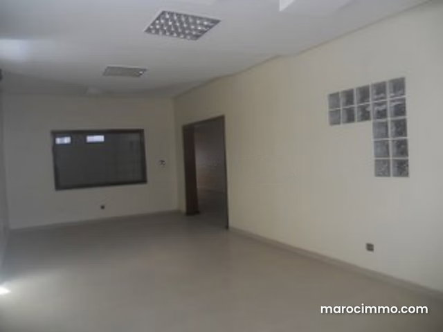 Plateau de bureau à louer à MAARIF — 3