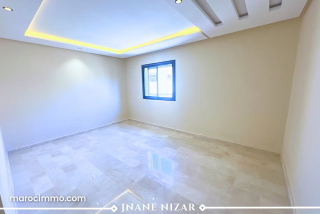 New Apartment with Terrace in Guéliz — 5