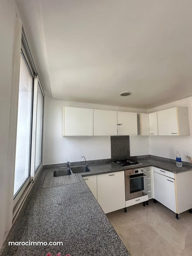 Superbe Appartement 3 Chambres à louer — 5