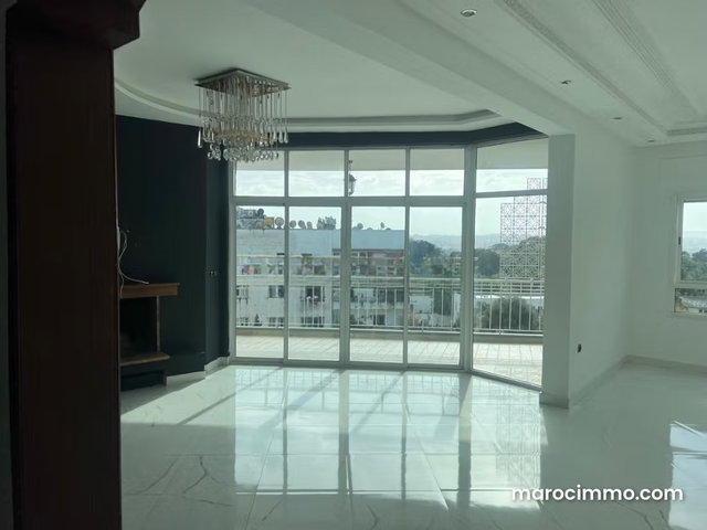 04 Bedroom Apartment For Sale in Iberia — 3