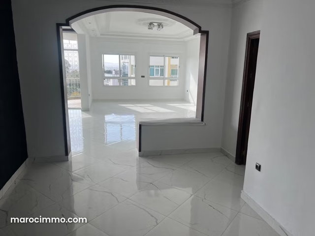 04 Bedroom Apartment For Sale in Iberia — 2