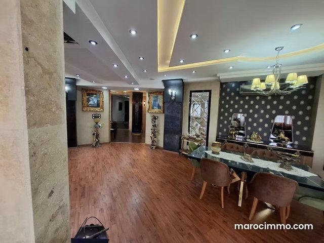 Luxury Modern Apartment in City Center — 5