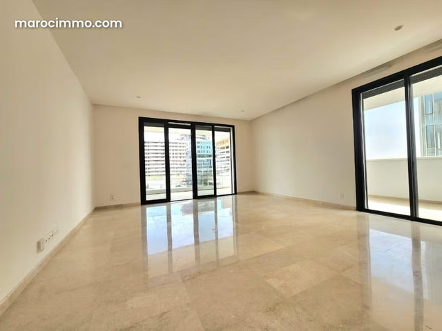 Appartement trois chambres non meublè à louer CFC — 2
