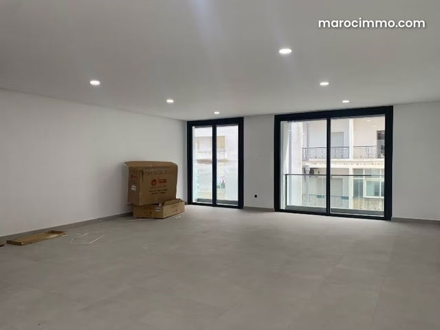 Plateau de bureau à louer Sur Bd Bir Anzarane — Casablanca