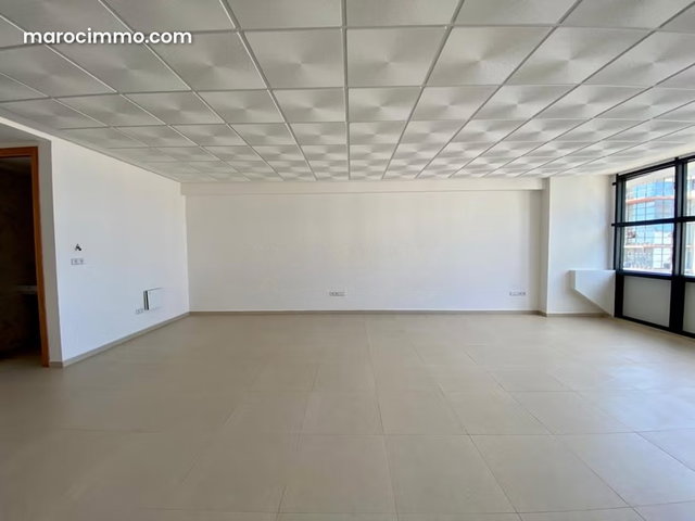Bureau 57m2 centre ville quartier du port — 3