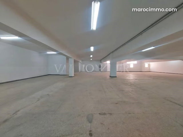 Location local 600m2 ZI Casablanca — 2