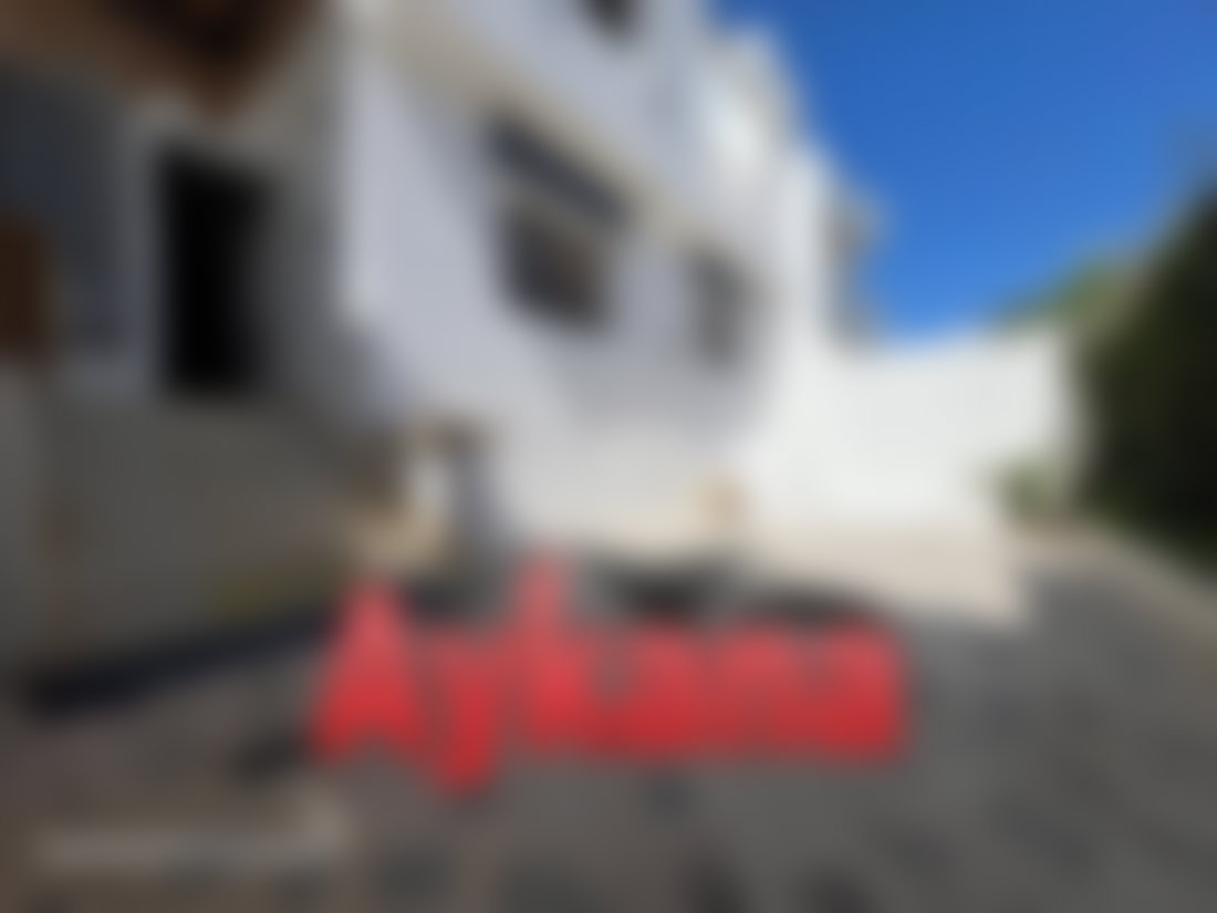 فيلا عصرية فاخرة للبيع بحي النهضة الرباط