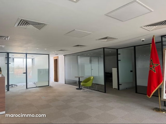 Plateau de bureau exclusif 322 m² Route El Jadida — 5