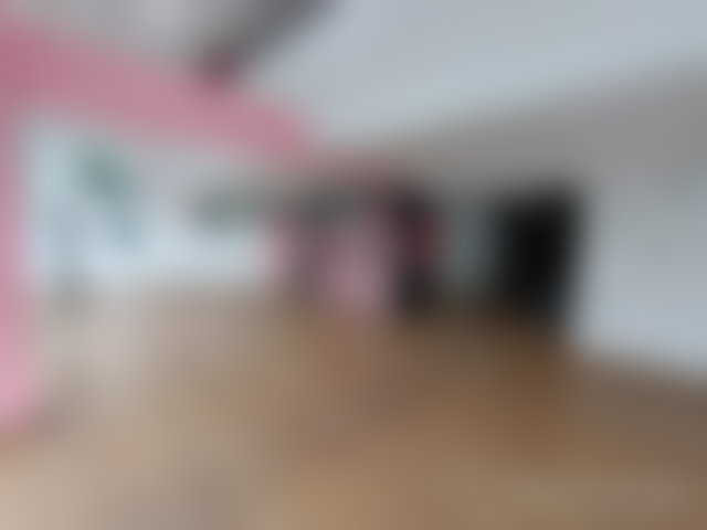 محل تجاري بواجهة بارزة للإيجار في حي الزيراوي بالدار البيضاء — 4