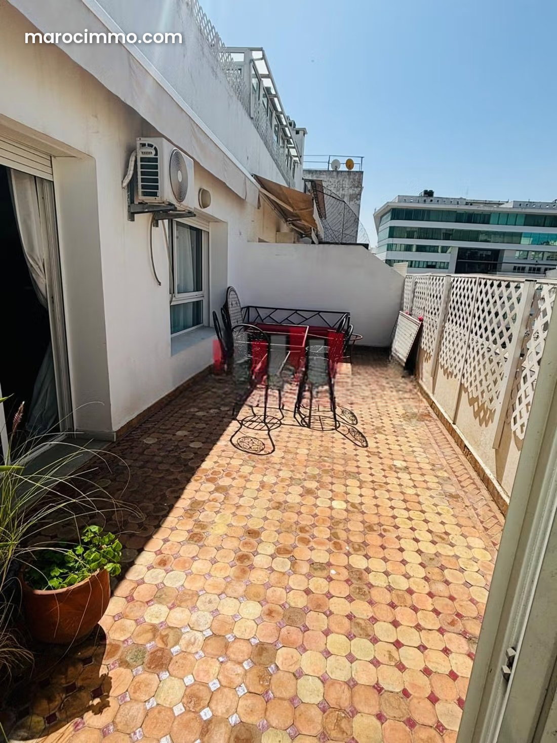 175 m² Apartment for Rent, Racine, Casablanca, 3 Bedrooms — Casablanca