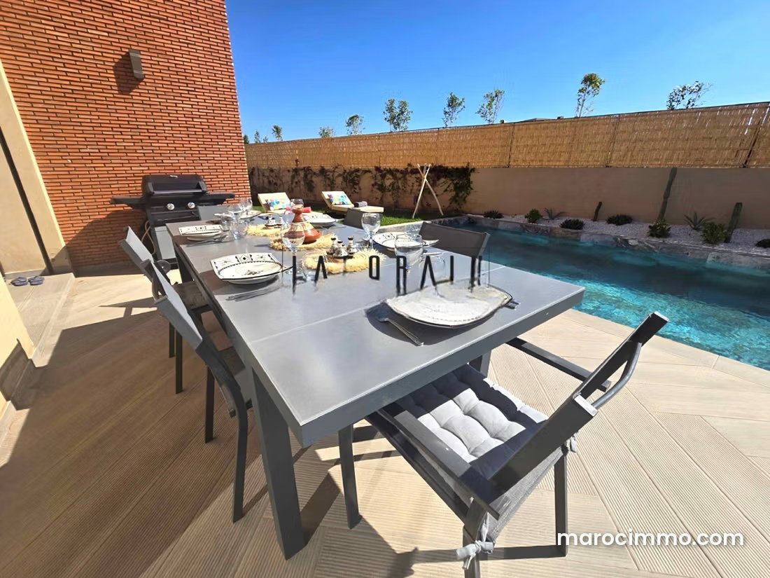 584 m² Villa with Pool, Ourika Road, Marrakech — Marrakesh
