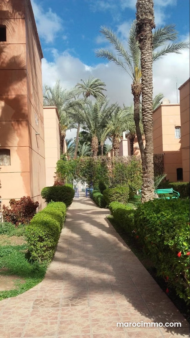 Beau Riad 4 chambres dans une résidence sécurisée — 3
