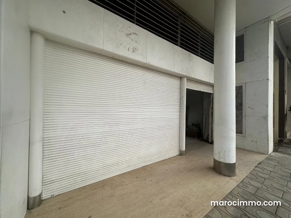 Commercial space for rent on Boulevard