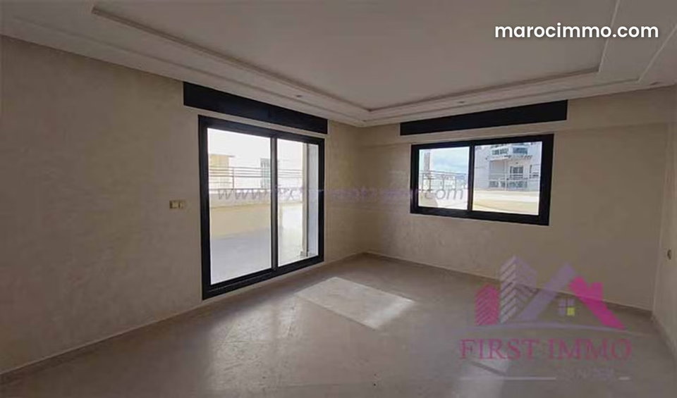 Lumineux appartement vide à louer