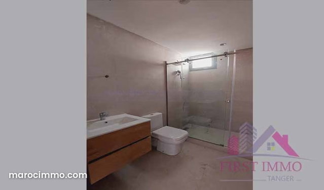 Lumineux appartement vide à louer — 5