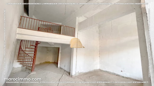 Magasin à El Azzouzia, Mezzanine 18 m² 66 m², Marrakech: à vendre — 3