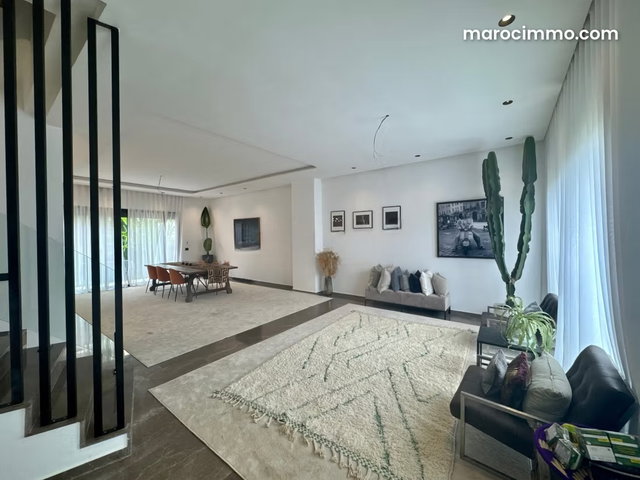 Villa Moderne à Louer Ain Diab Extension — 2