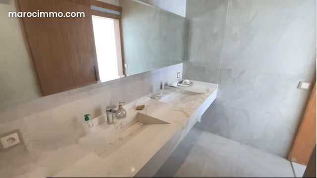 Luxurious Architect-Designed Villa for Sale in Hay Targa — 5