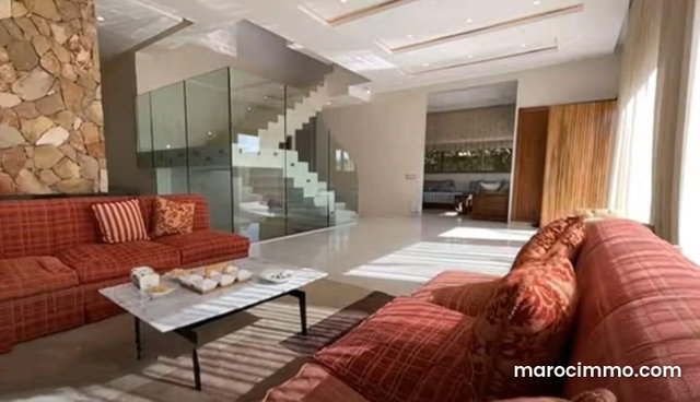 Luxurious Architect-Designed Villa for Sale in Hay Targa — 2