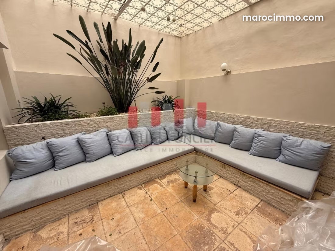 Furnished 120 m² Apartment, 2 Bedrooms with Terrace, Racine, Casablanca — Casablanca