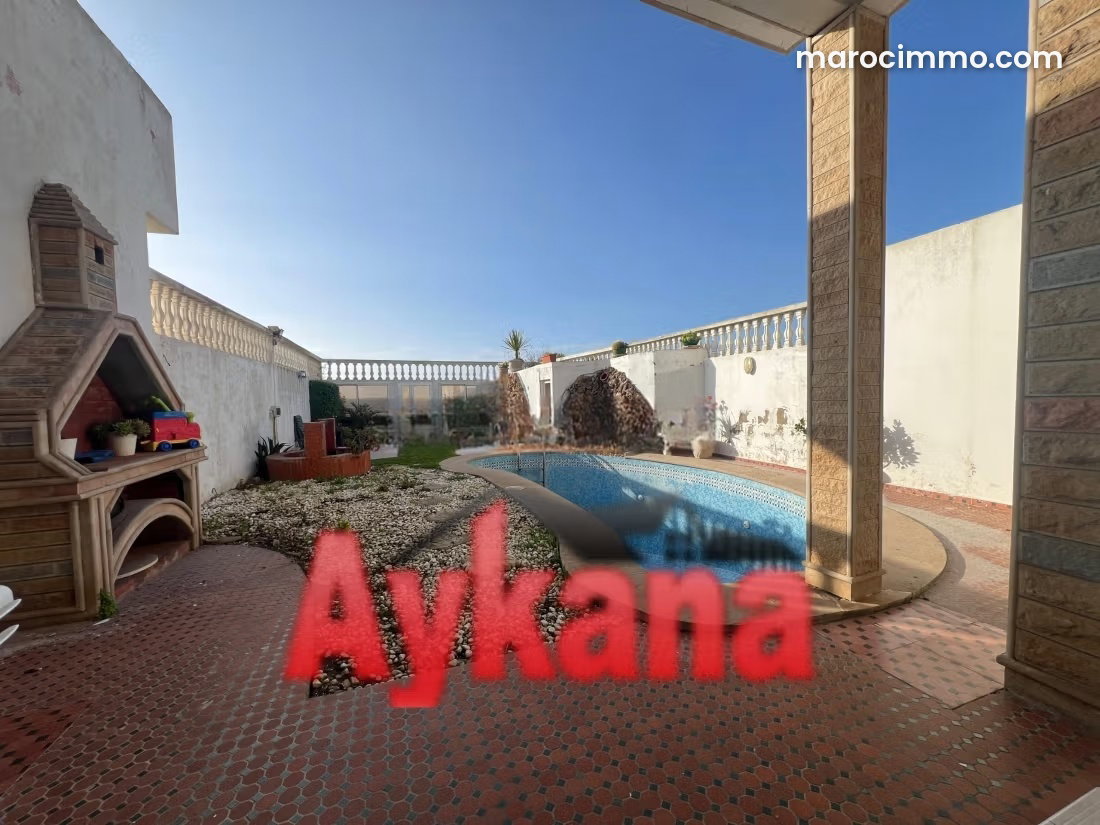 Villa 320 m² vue mer avec piscine, Harhoura, Temara — Temara